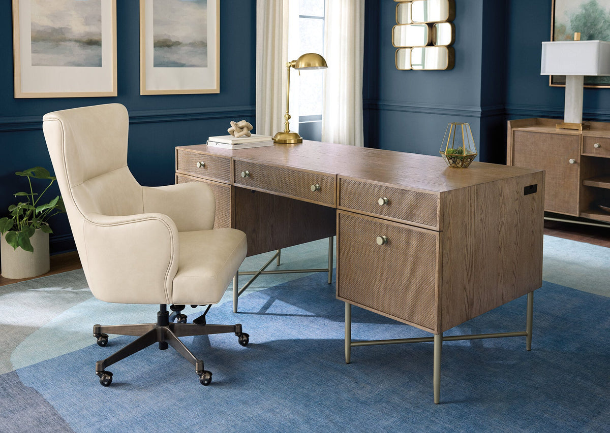 Lazzaro Executive Tilt Swivel Chair