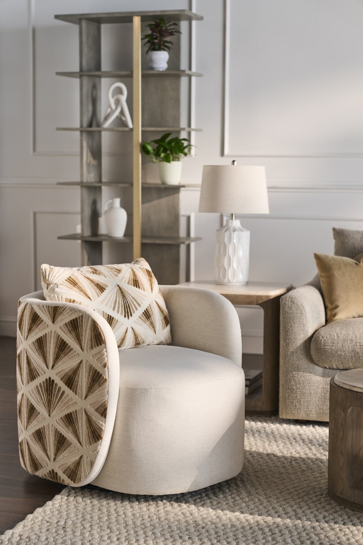 Ashby Swivel Chair (6126-31) - Fairfield Chair