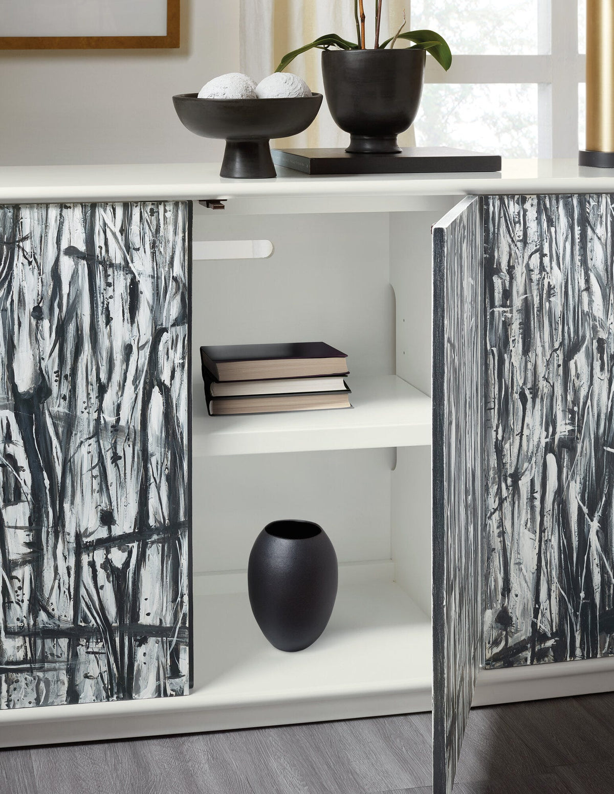 Melange Graffitio Credenza