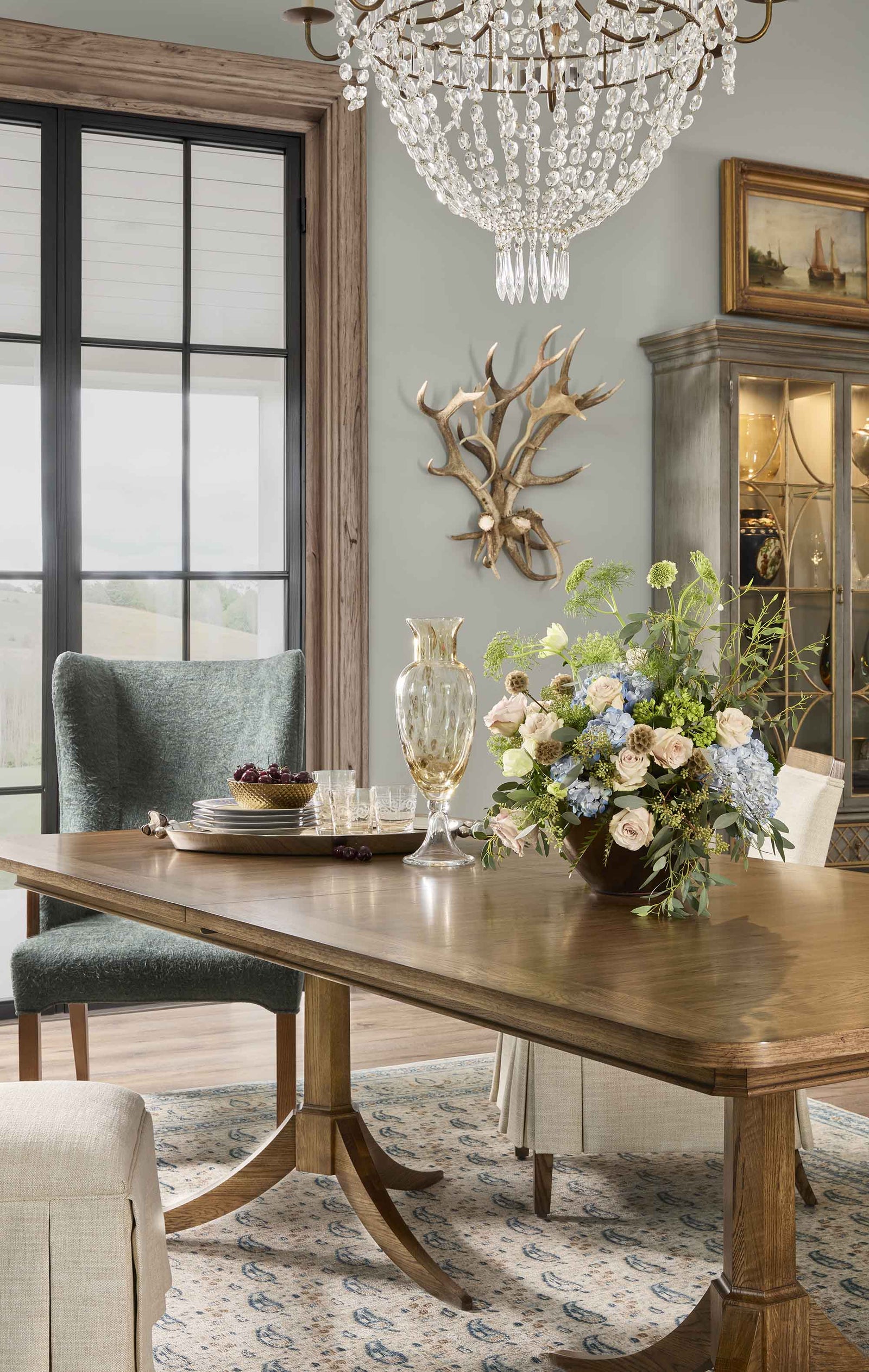 Monticello Dining Table