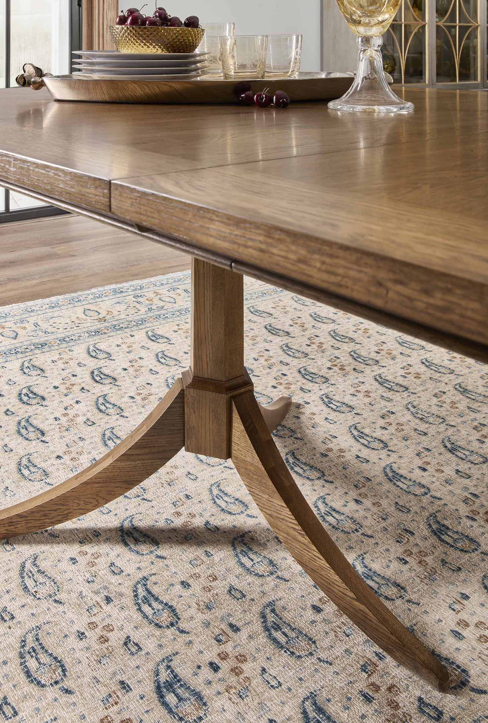 Monticello Dining Table