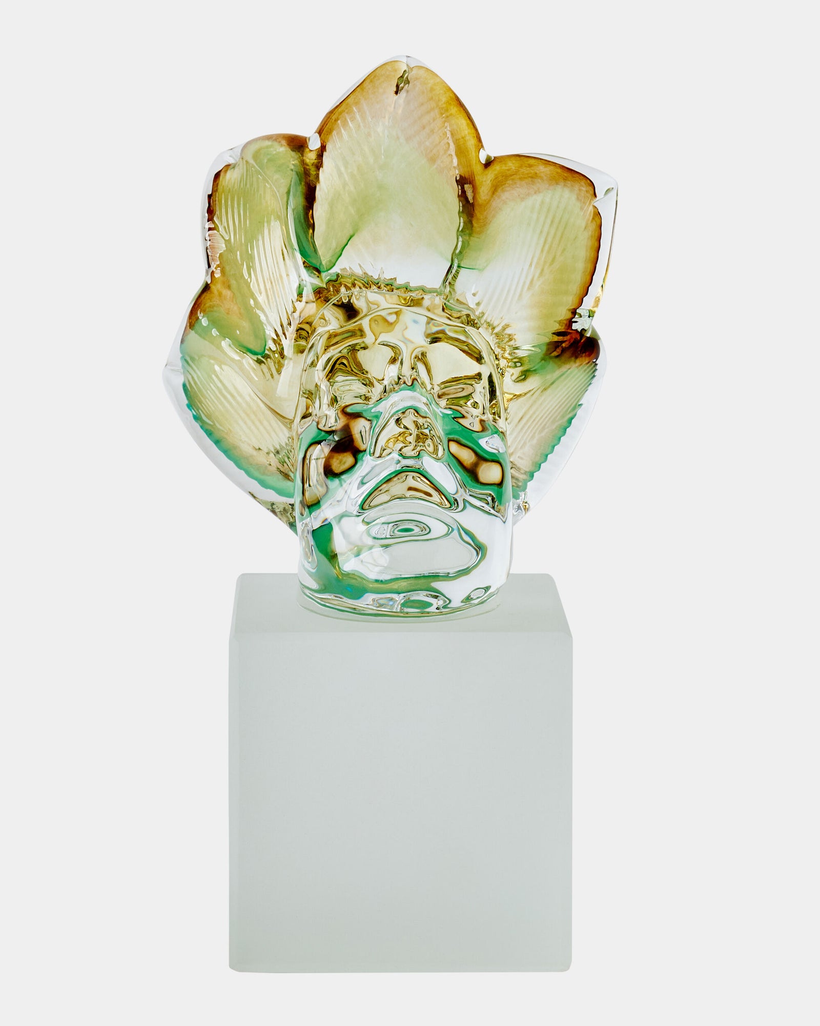 Royal Portrait-Leaf Crown-Pistachio/Amber