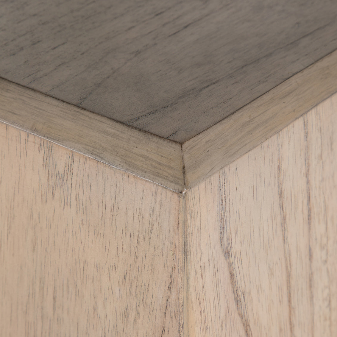 Chess Pedestal