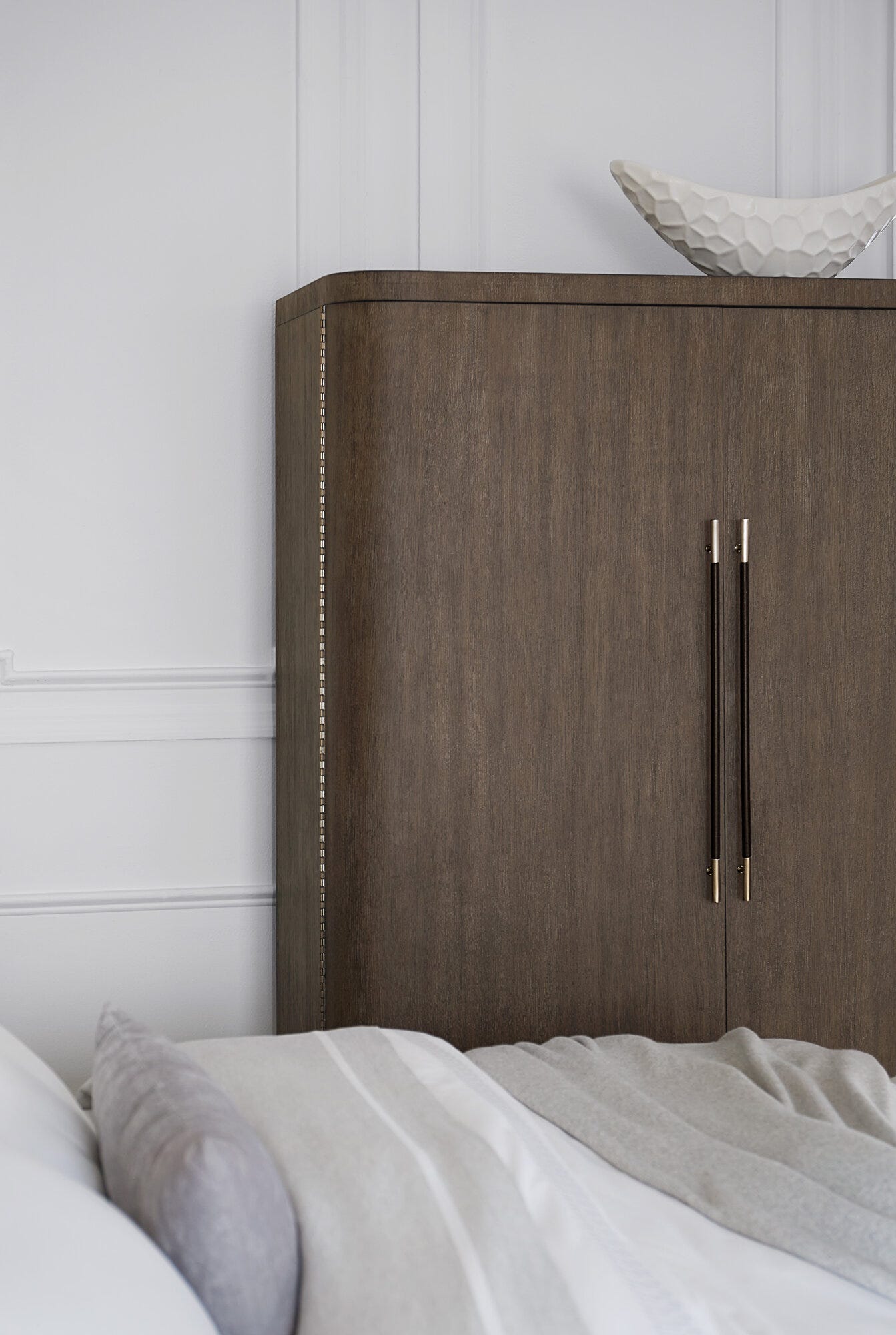 Modern Mood Wardrobe