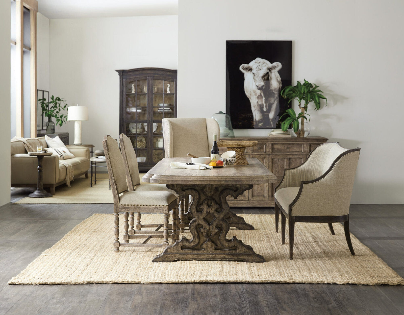 La Grange Le Vieux 86in Double Pedestal Table with 2-18in Leaves