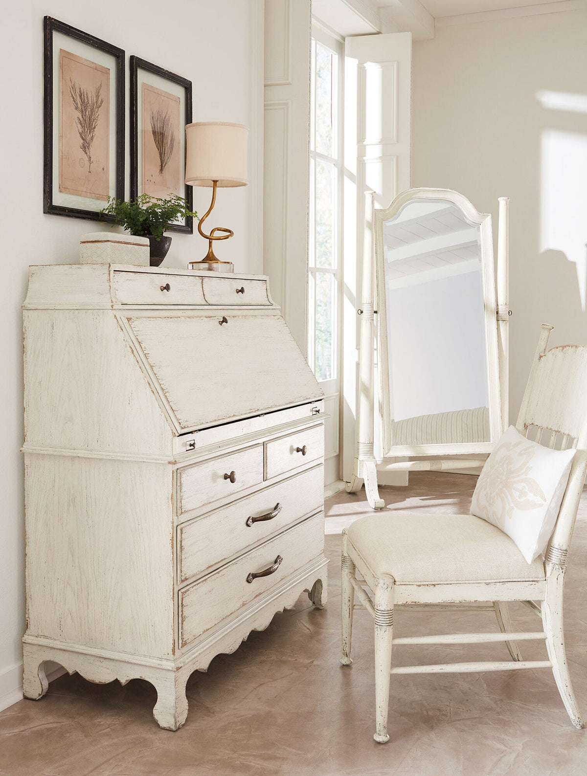 Americana Upholstered Seat Side Chair