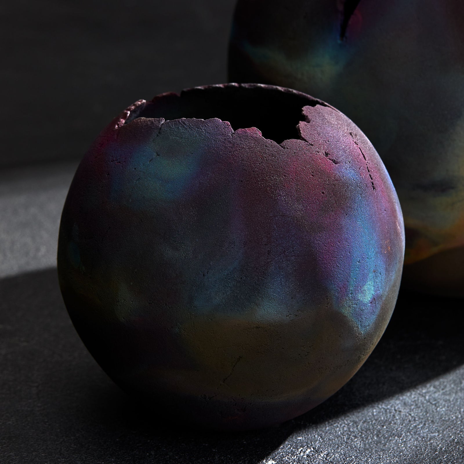 Fissure Open Ball-Raku
