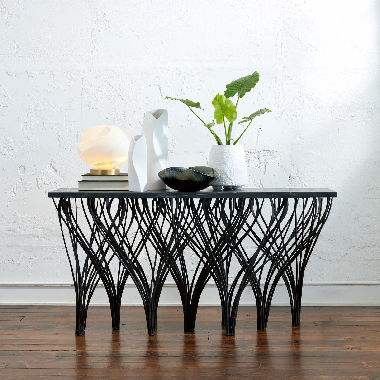 Willow Vase-White-Med