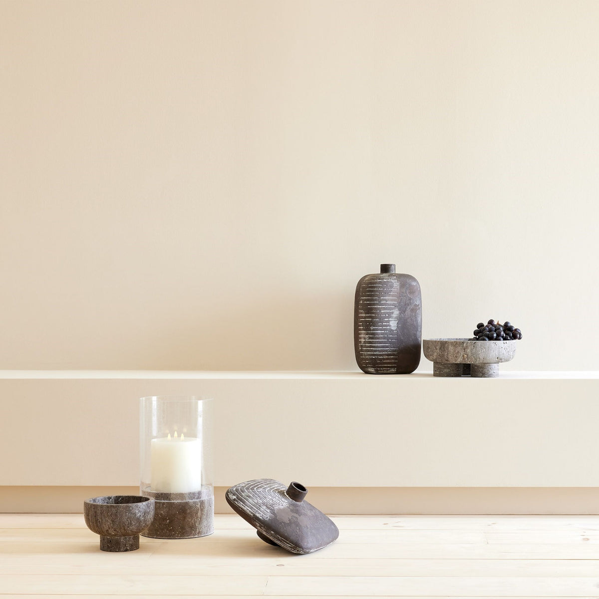 Harbog Lantern Vase-Soot-Wide