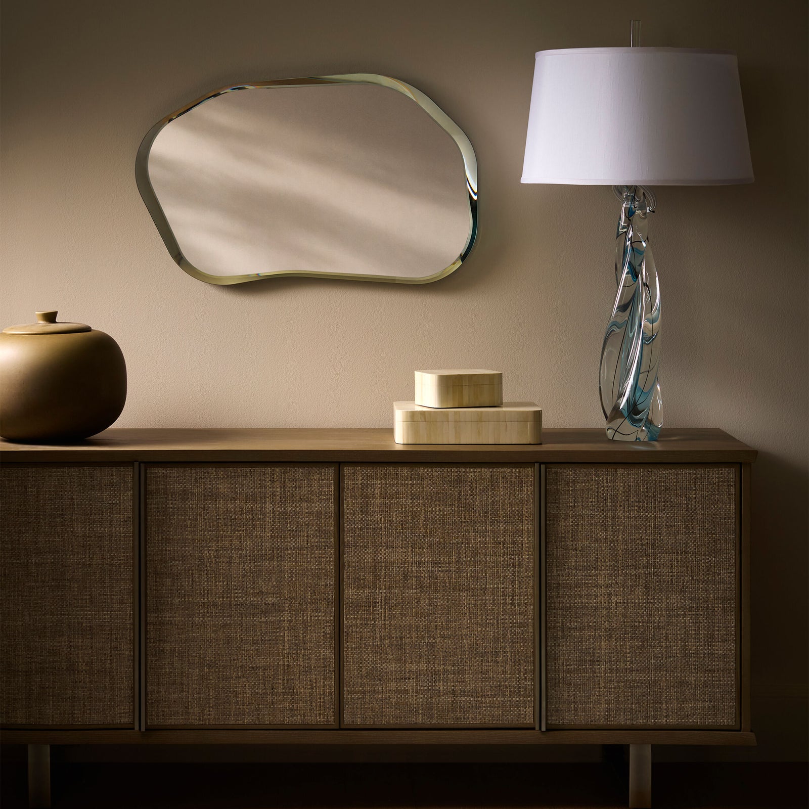 Delphi Media Cabinet