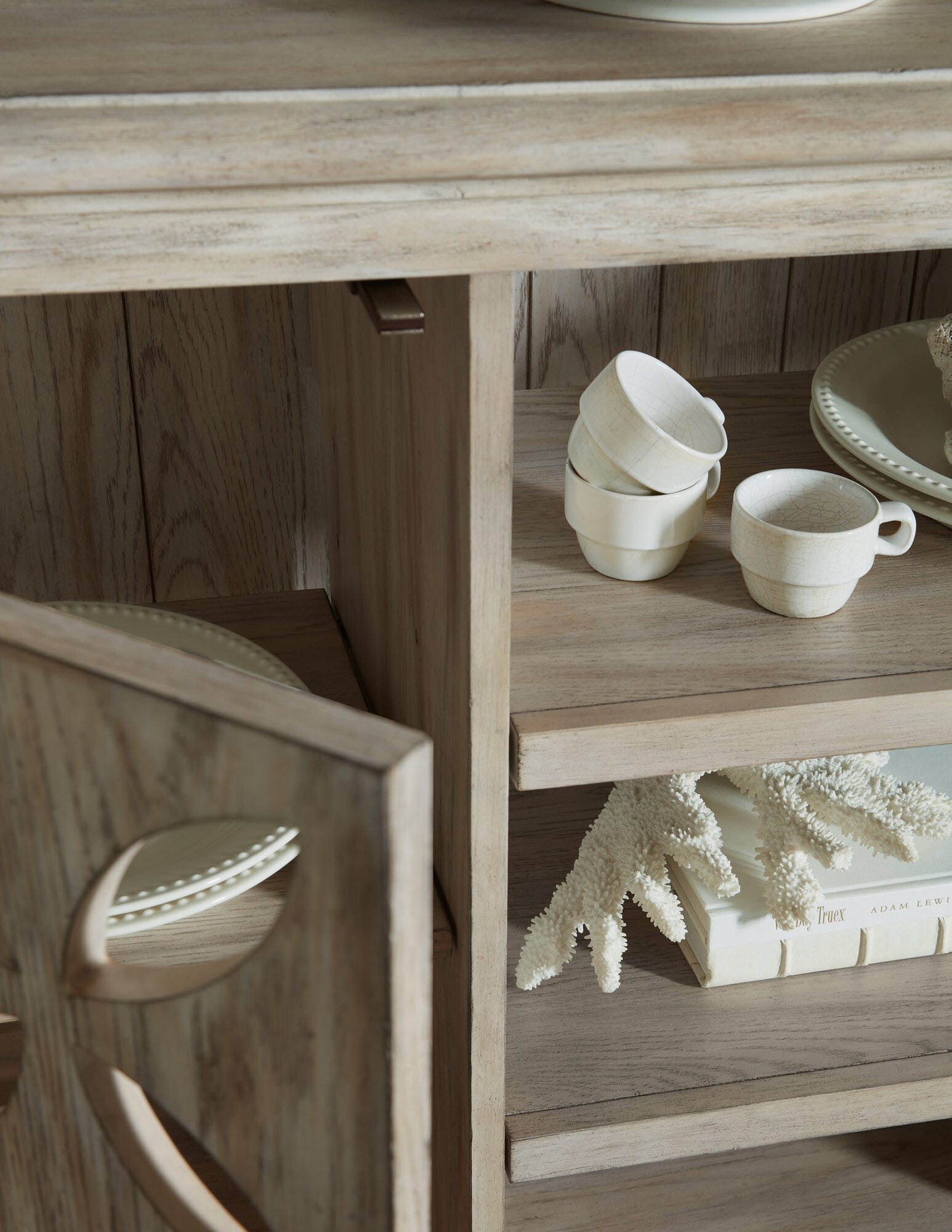 Commerce & Market Underhill Entertainment Console