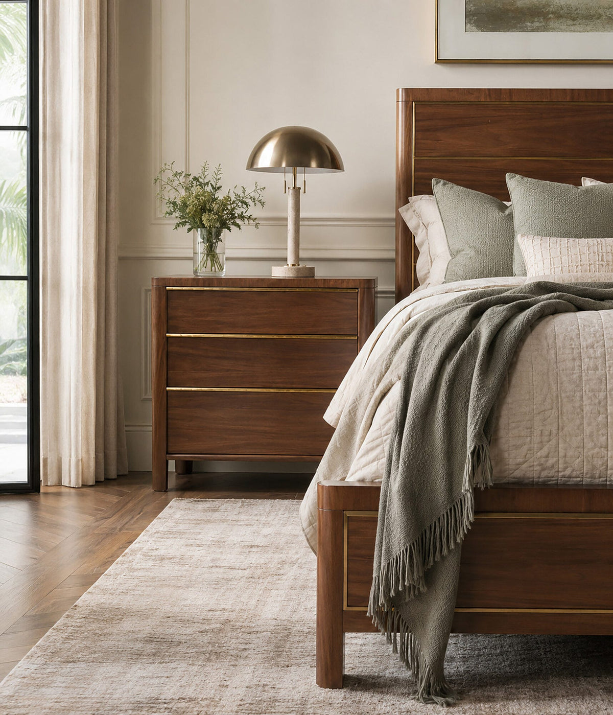 Eleana 5/0 Panel Footboard