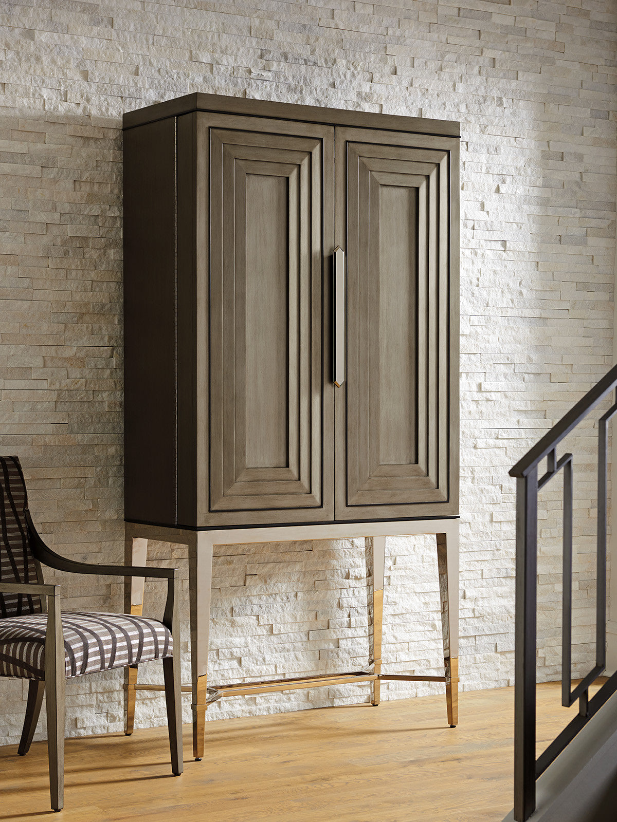 Cheval Bar Cabinet Deck