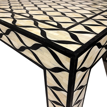 Nero Cocktail Table