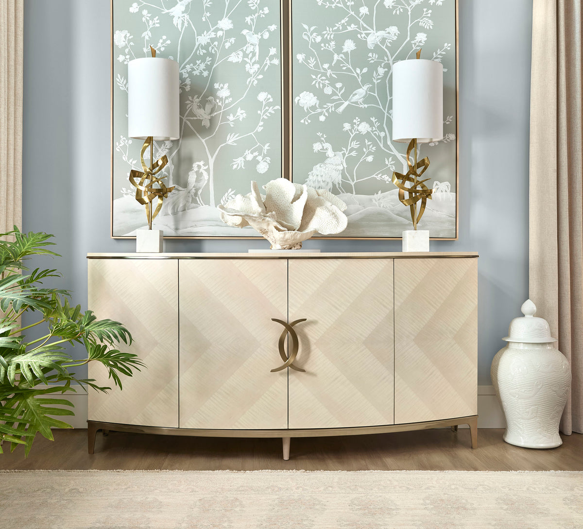 Solana Credenza
