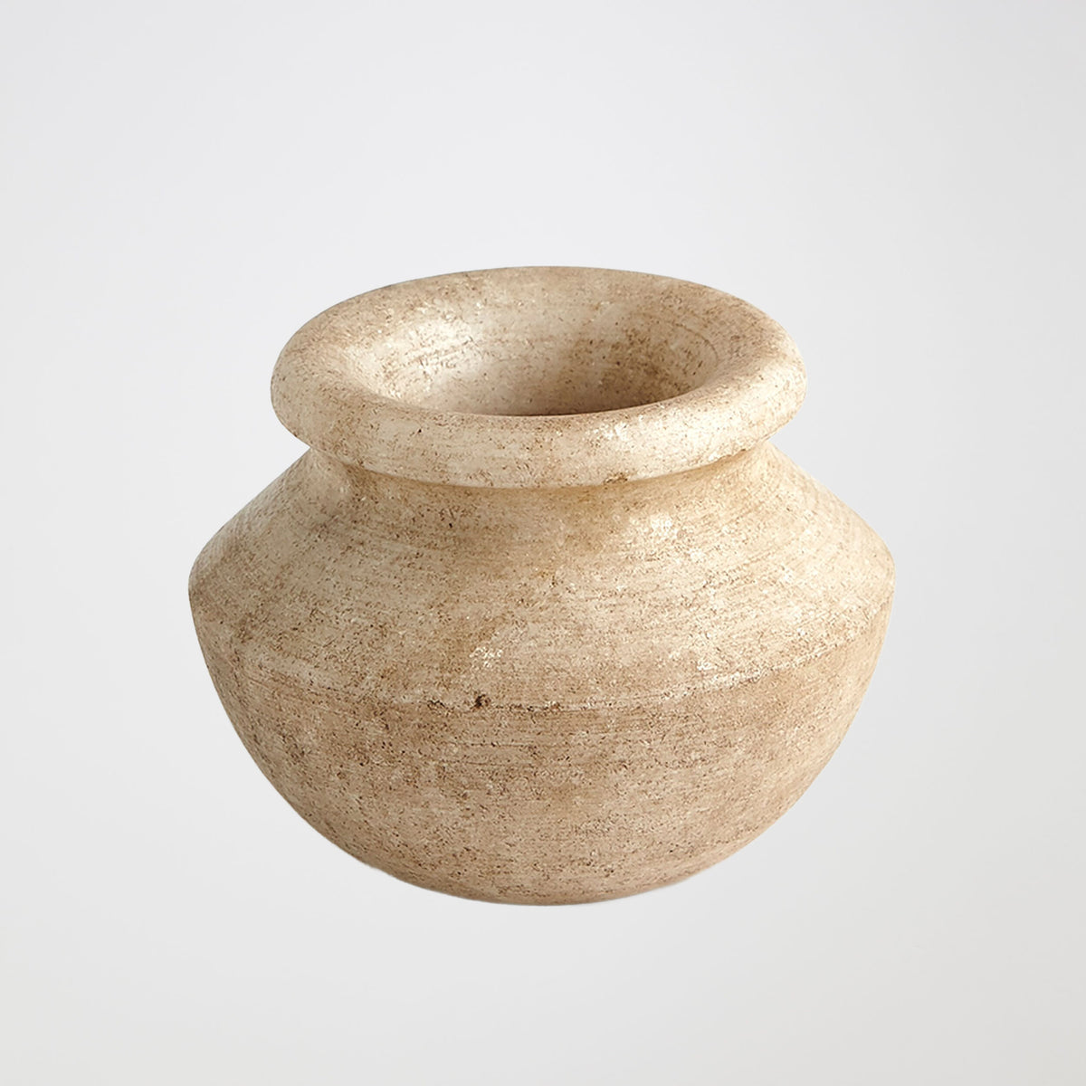 Ponyo Marble Vase-Antiqued White
