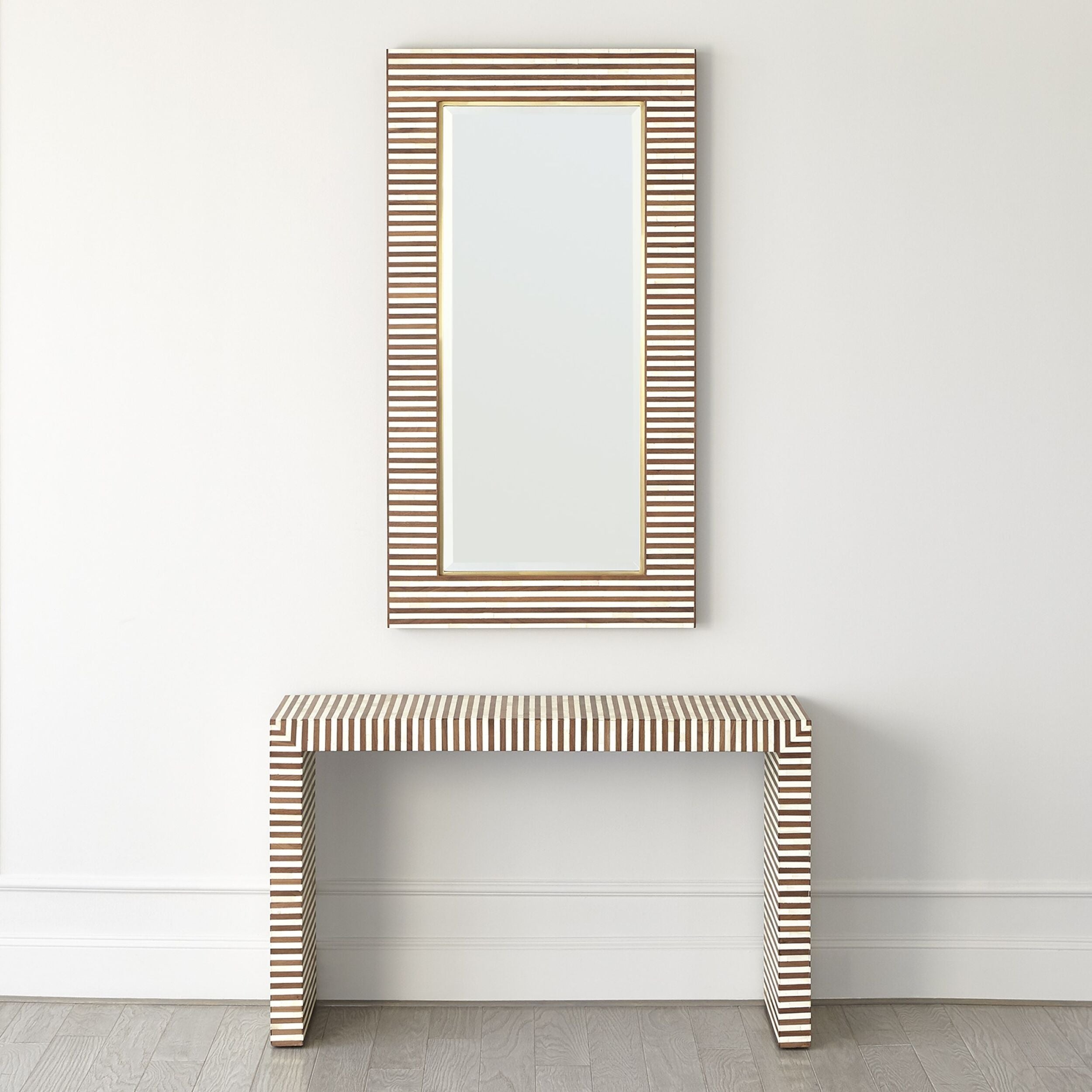 Sienna Console-Walnut/Bone
