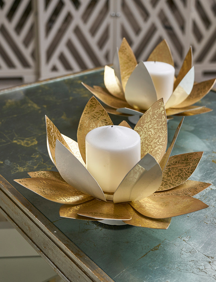 Lotus Candleholders (Pr)