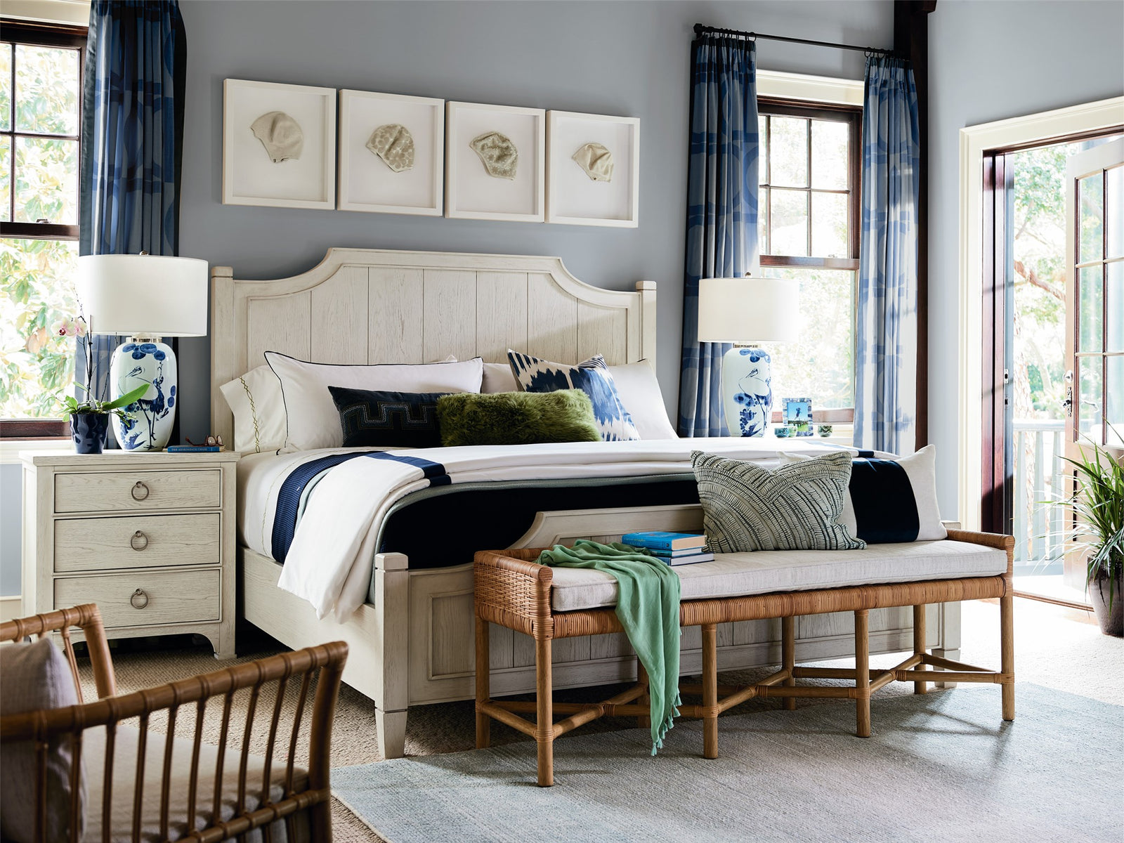Escape-Coastal Living Home Collection Surfside King Bed