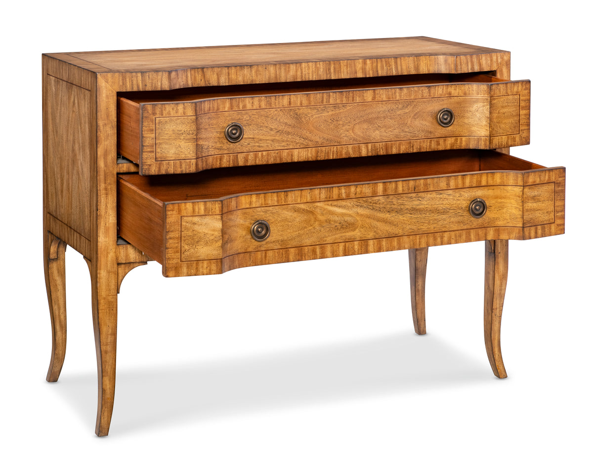 Amelia Chest