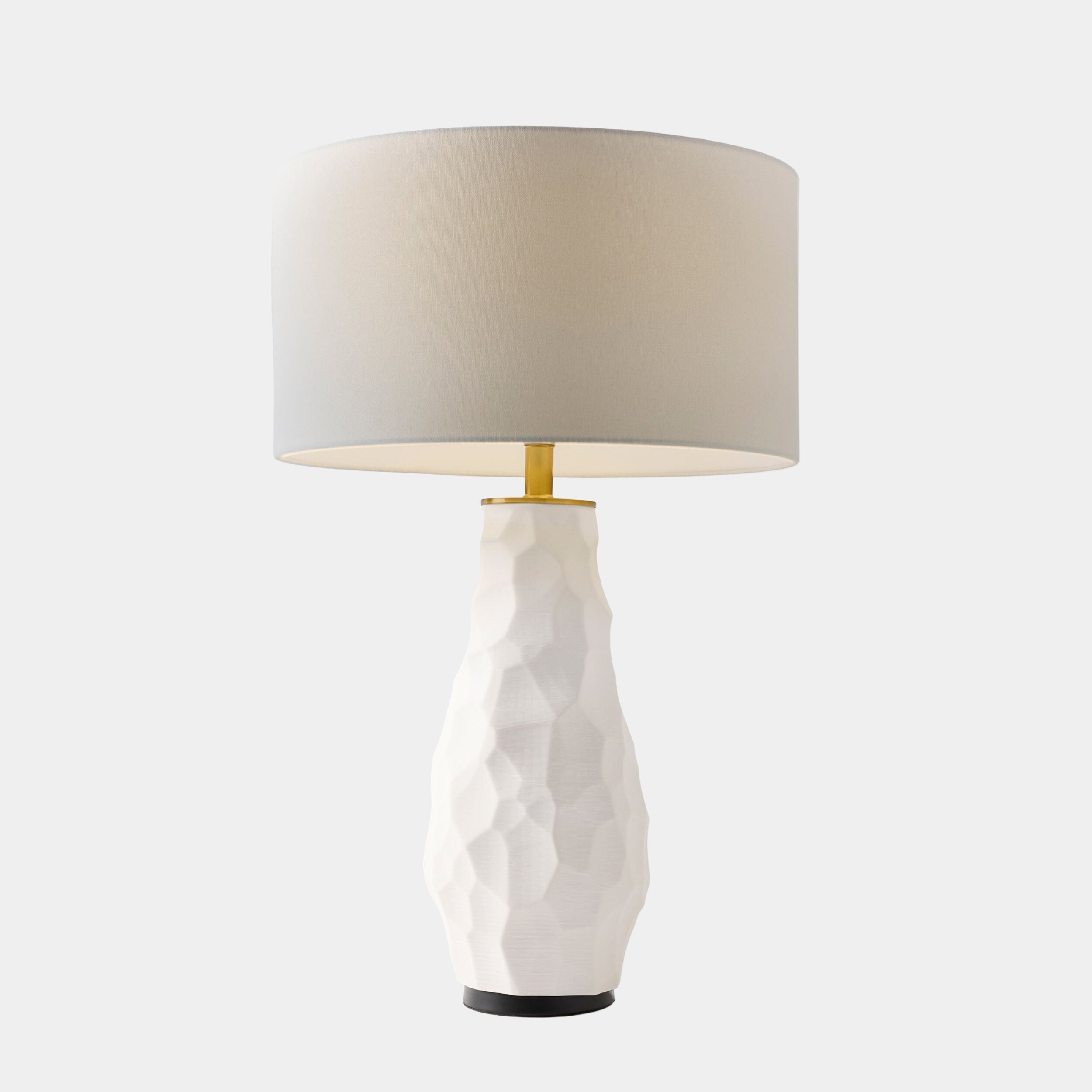 Vasher Chiseled Ceramic Lamp-White