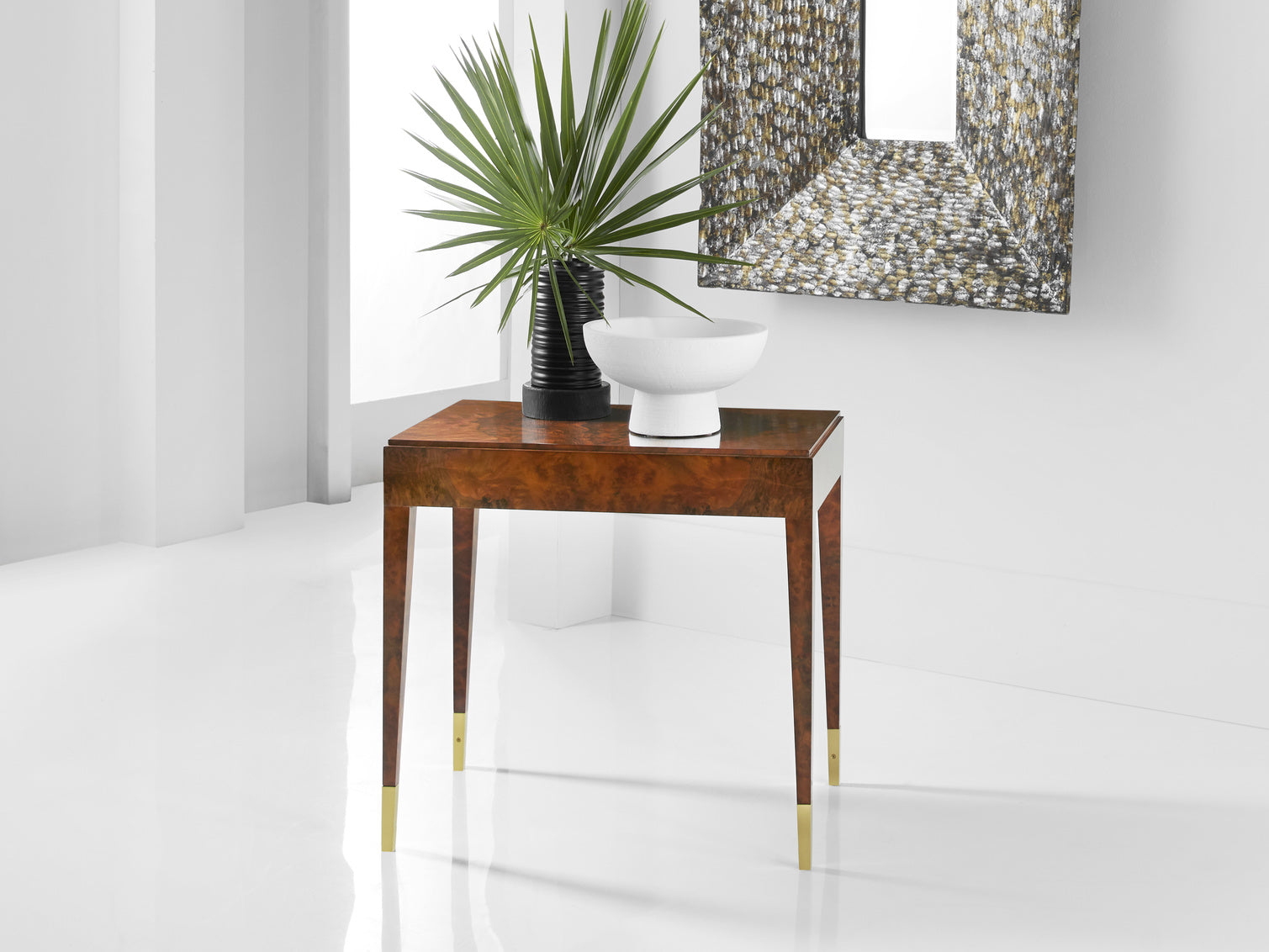 Modern History Selena End Table MH1070F01