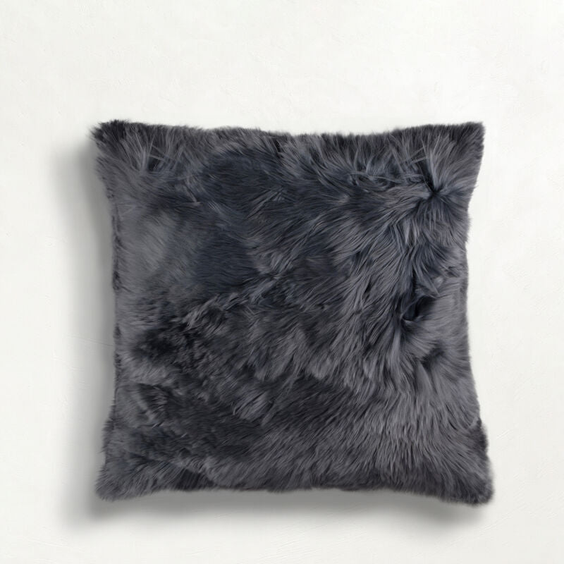 Alpaca Silver Feather 20x20