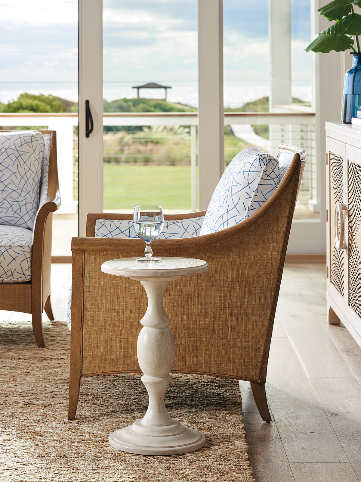 Yacht Club Martini Table