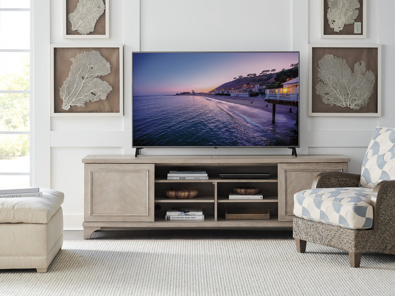 Geoffrey Media Console