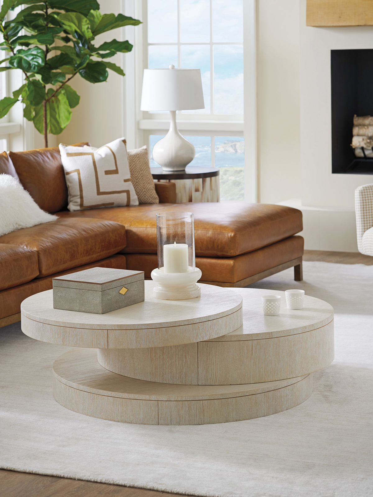 Ventana Round Cocktail Table