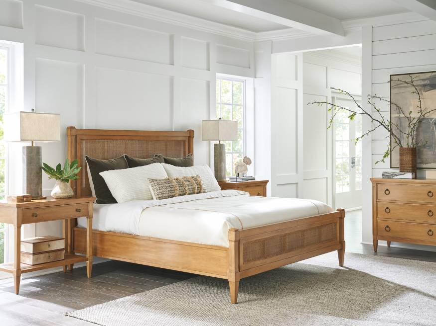 Strand Poster Bed
