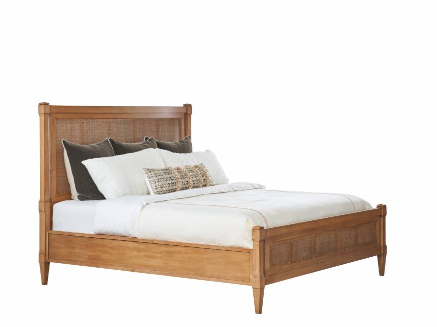 Strand Poster Bed