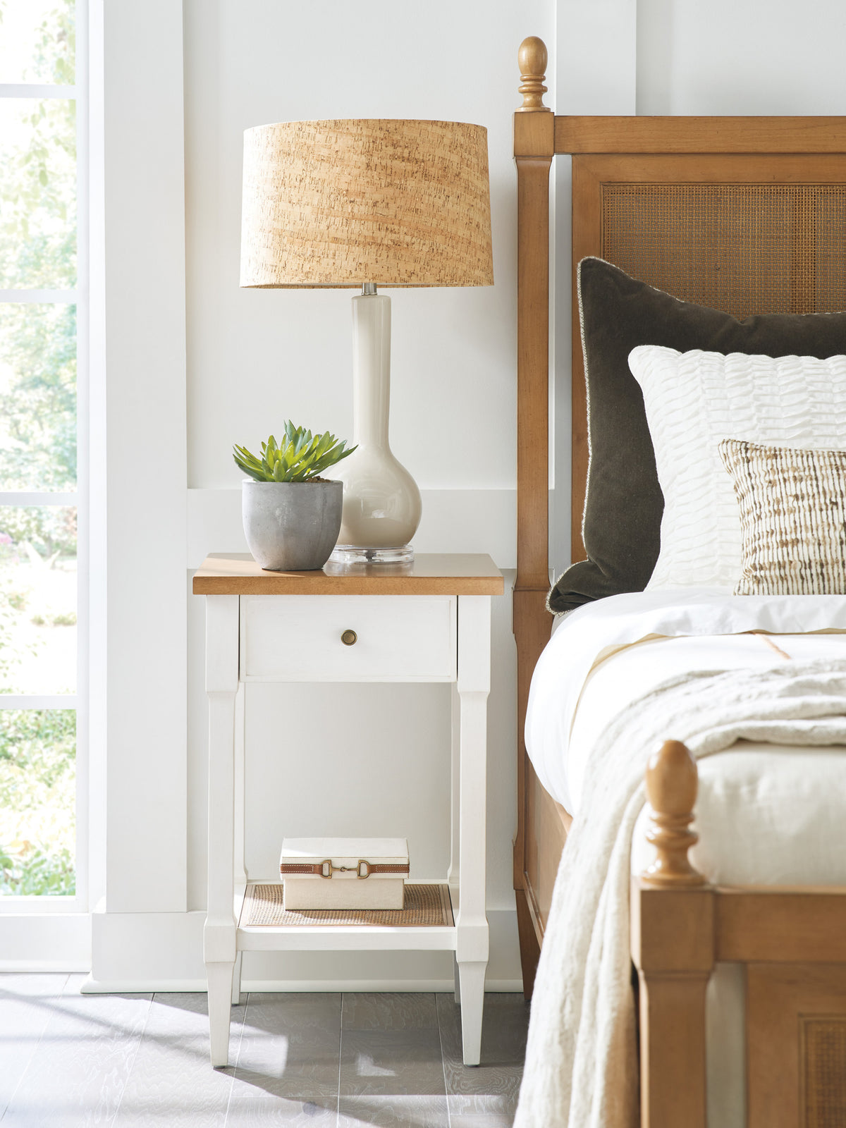 Bay Night Table