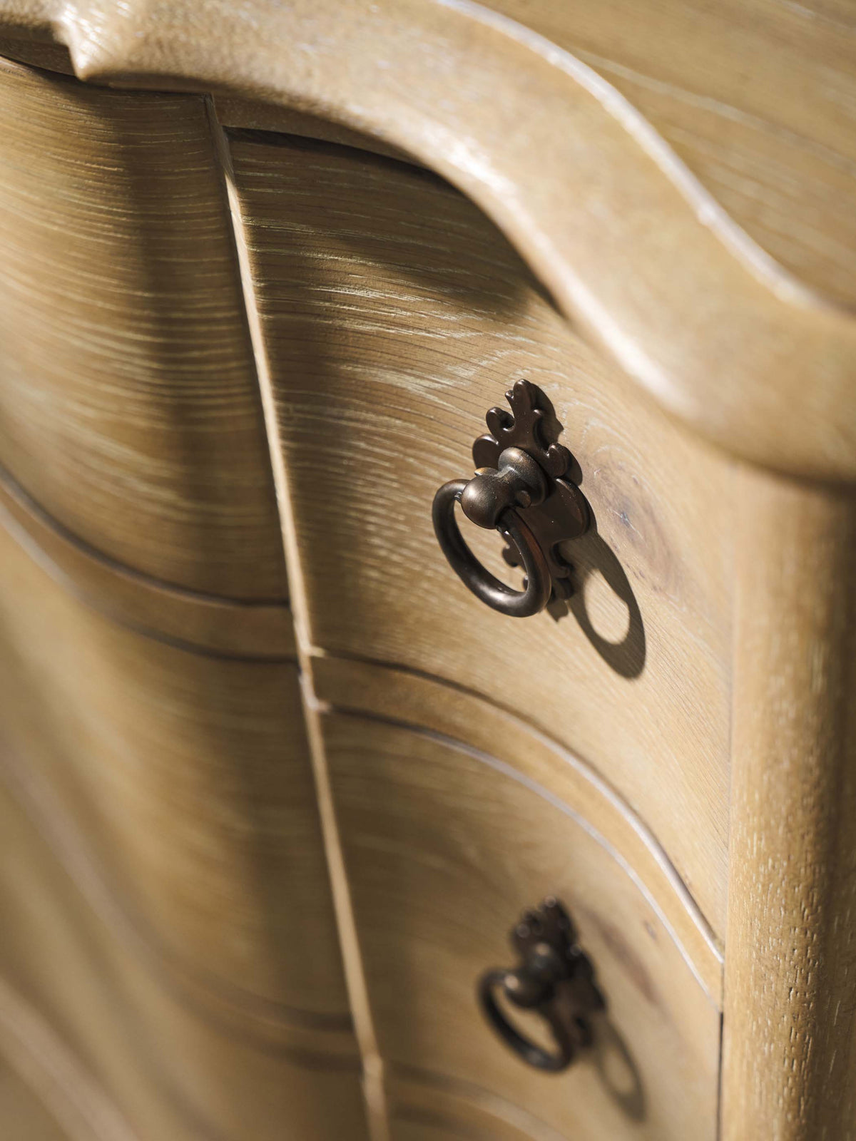 Camino Hall Chest
