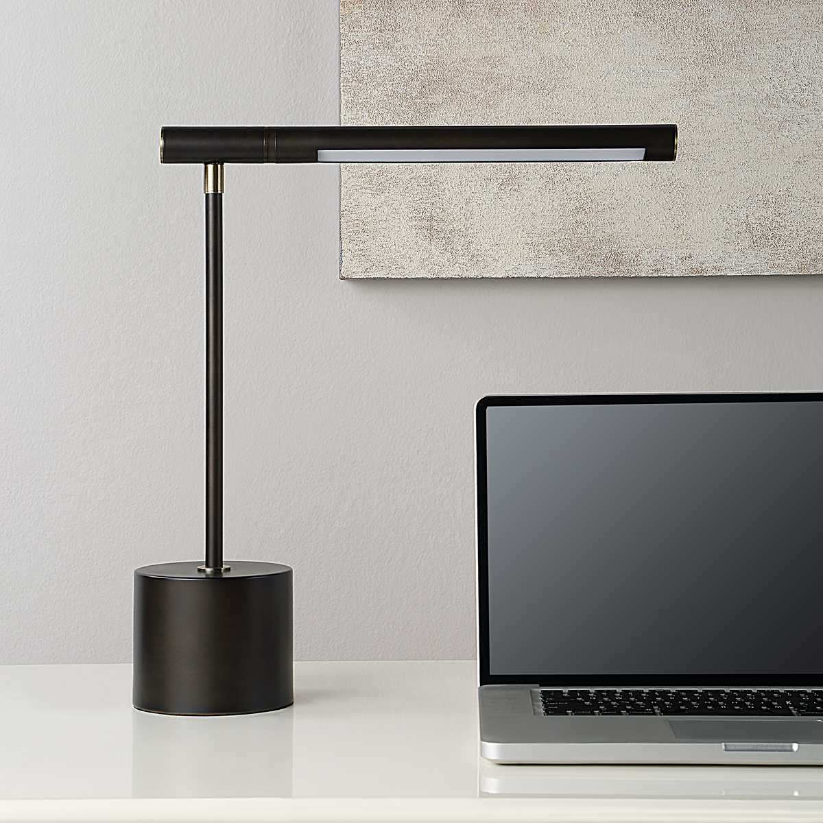 DESK LAMP