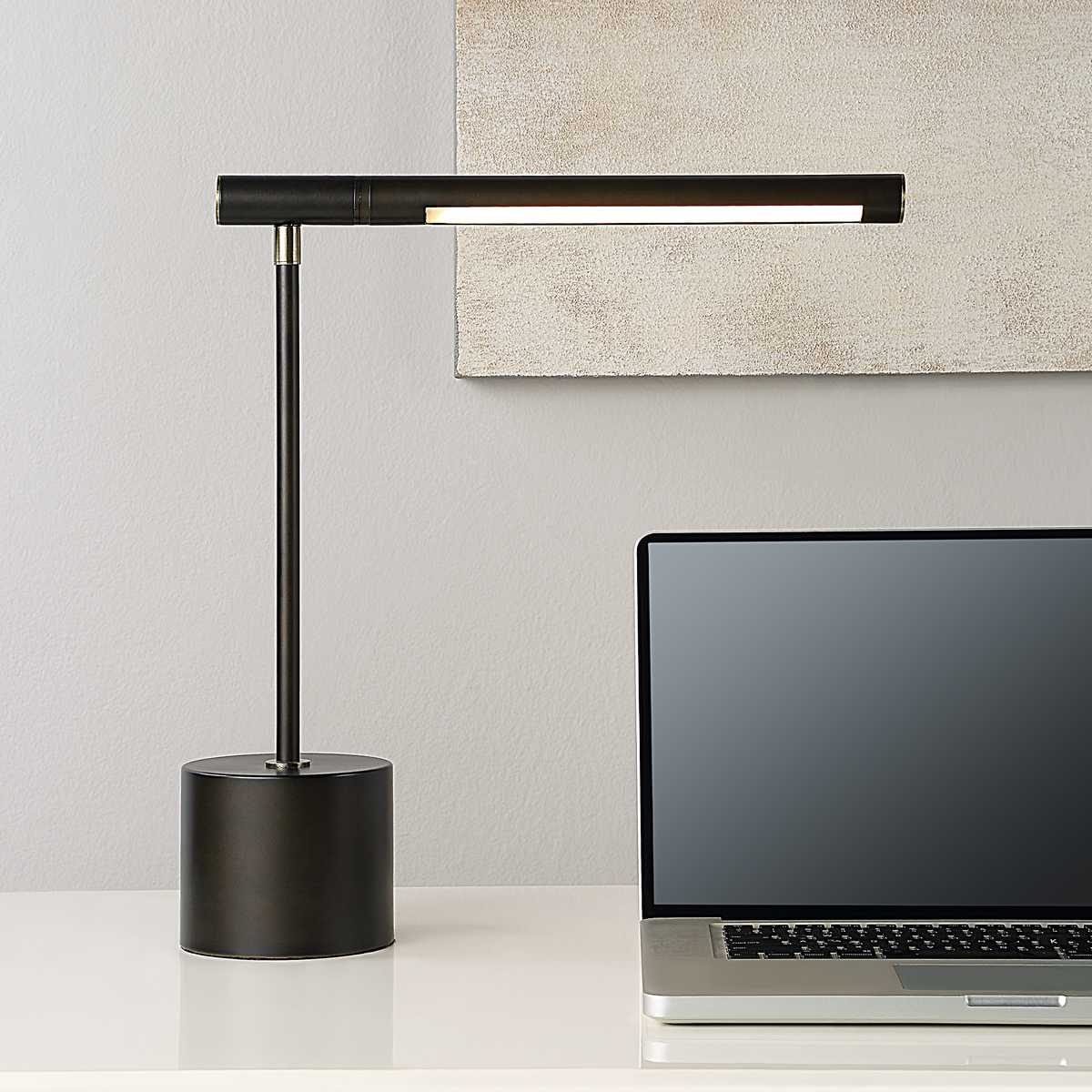 DESK LAMP