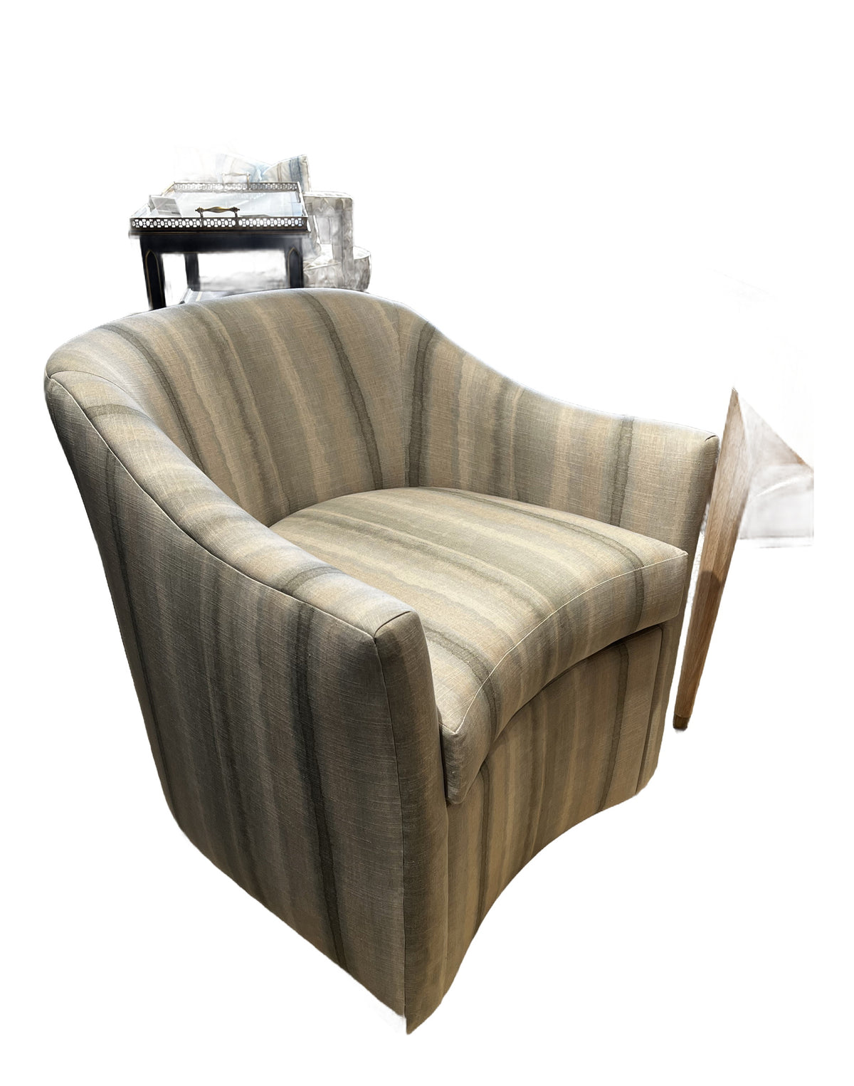 Lizzy Game Chair w Casters in Nora Sepia