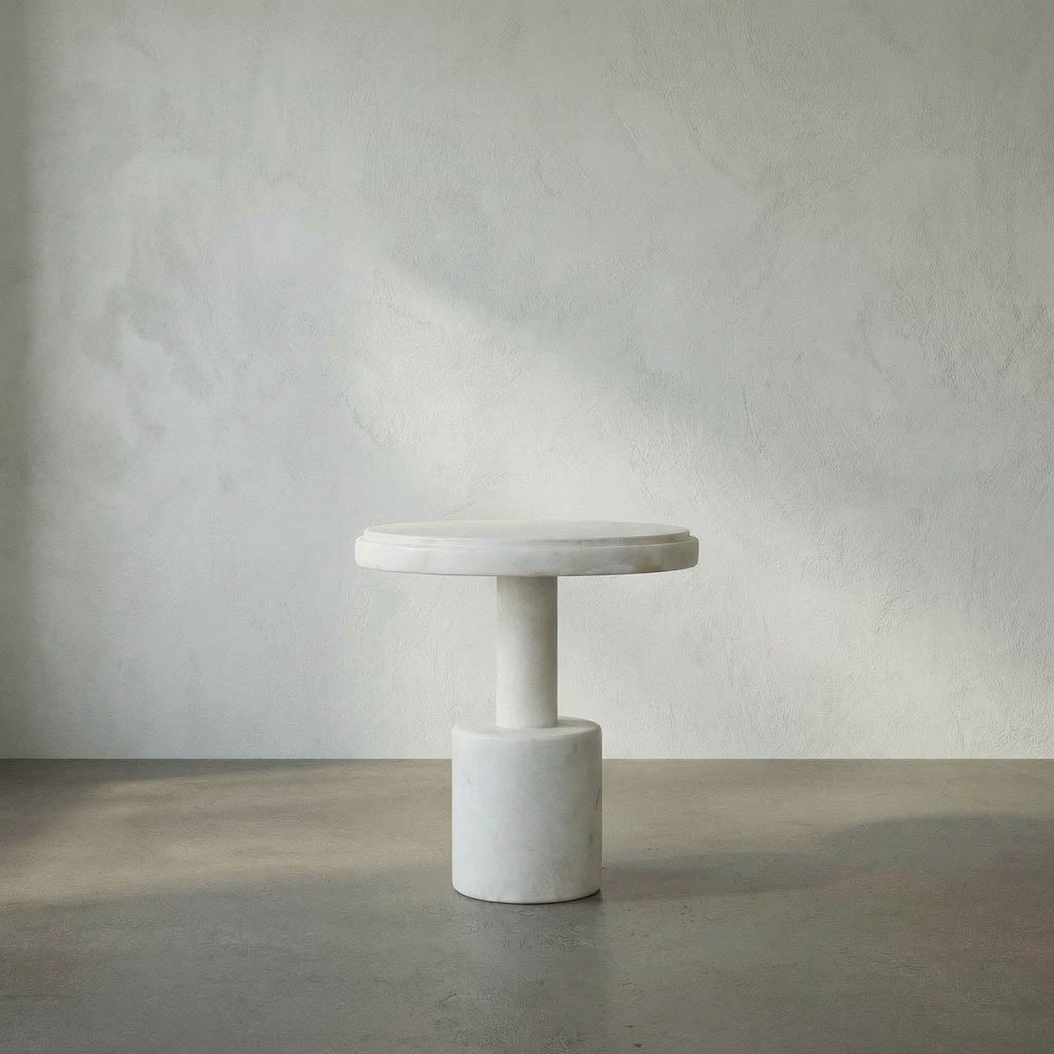 Plato Cake Tray by Noir
