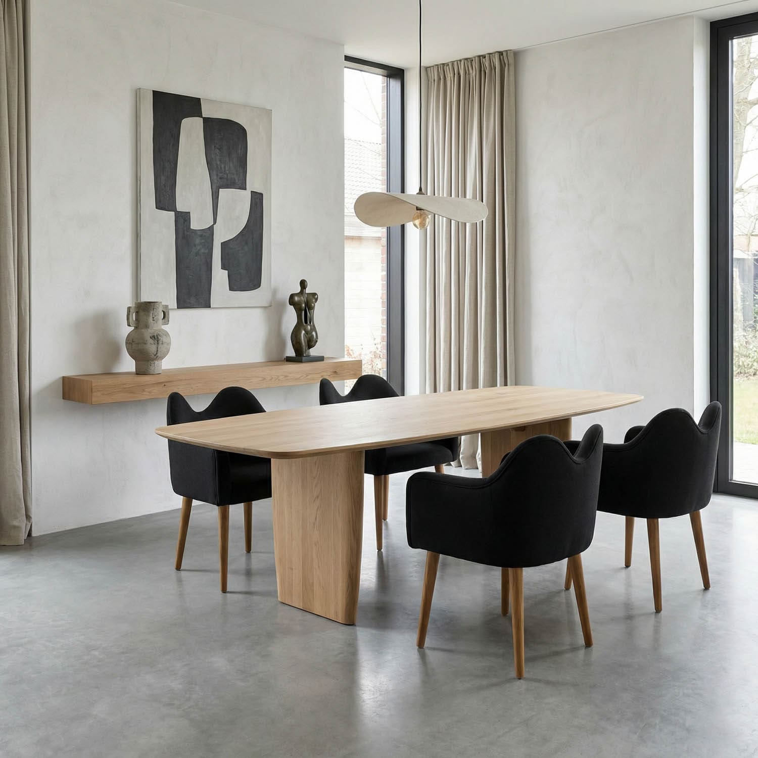 Cornelia Chair
