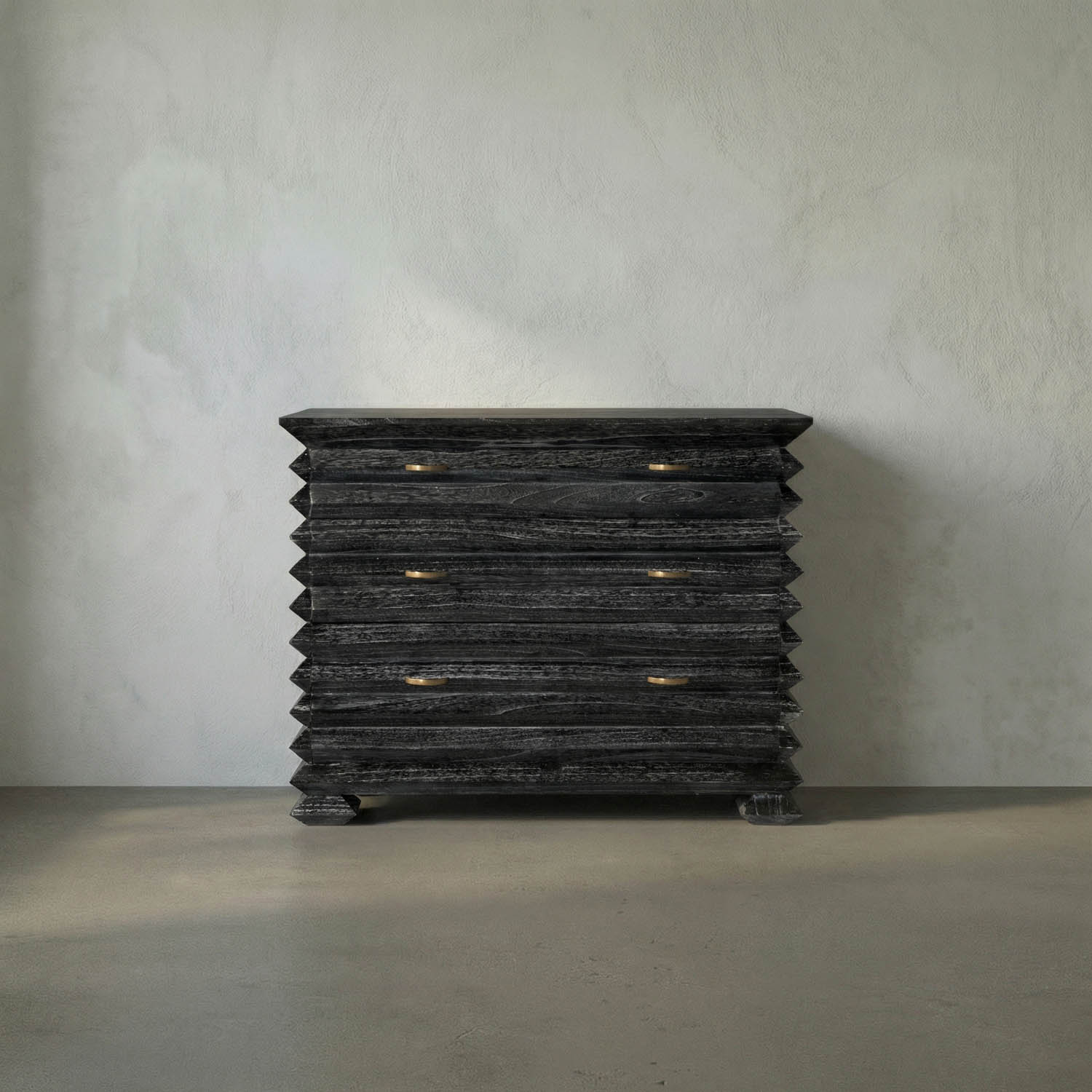 Tiago Chest