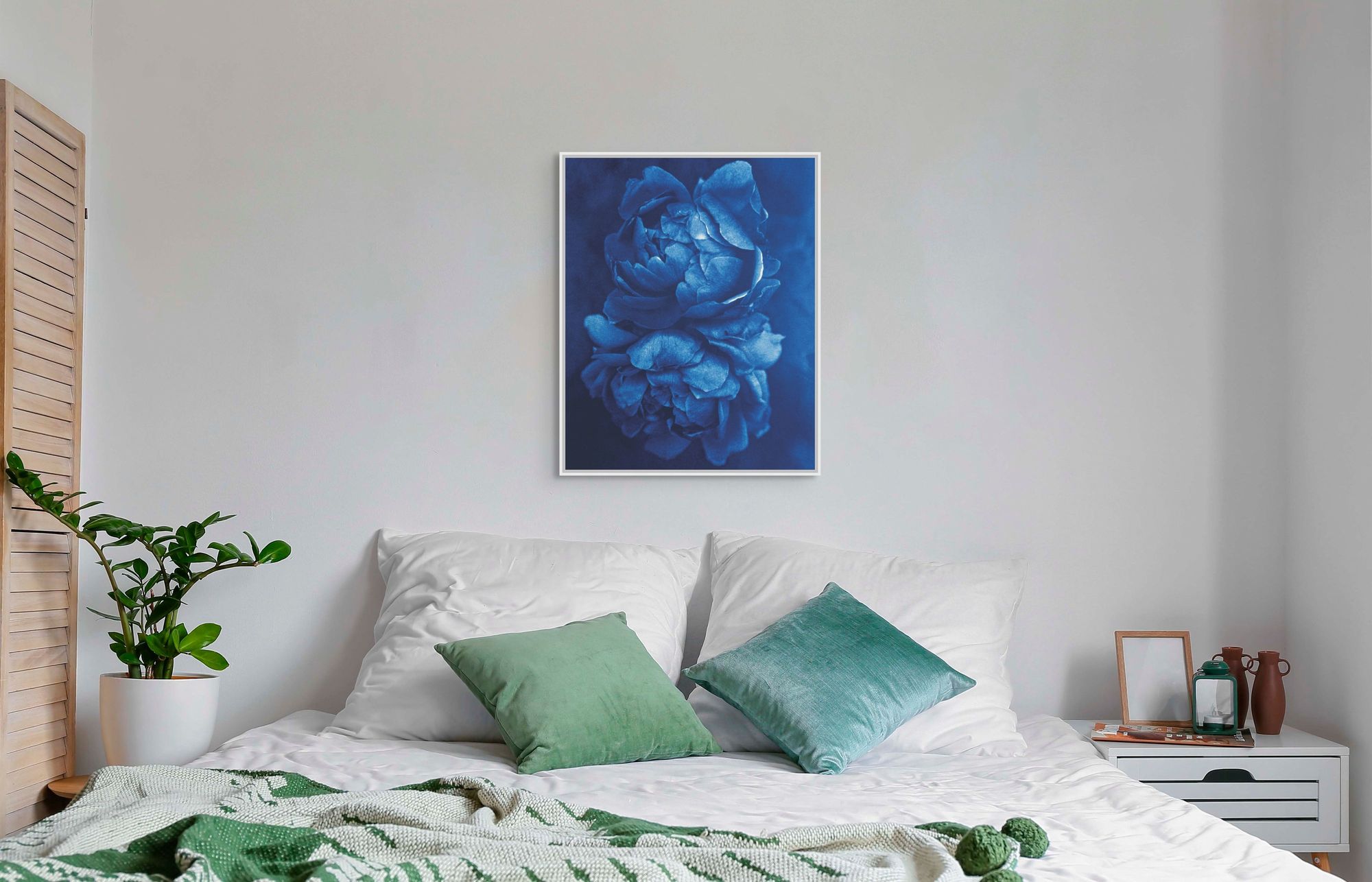 Two Roses 1 in a room