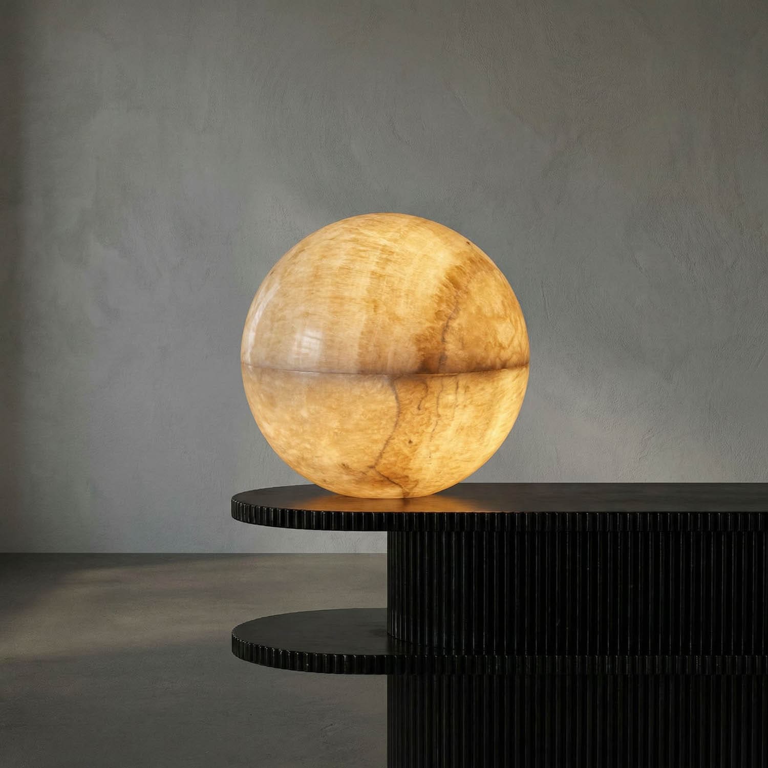 Onyx Globe, Large