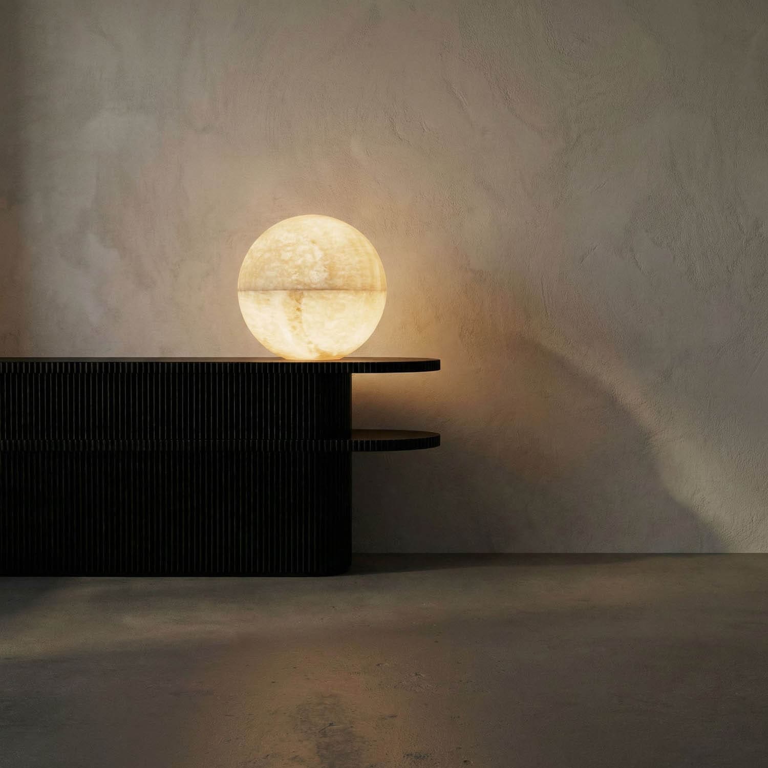 Onyx Globe, Medium