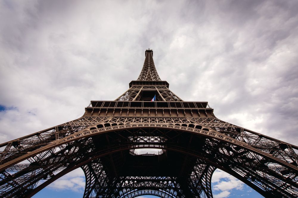 La Tour 1 artwork