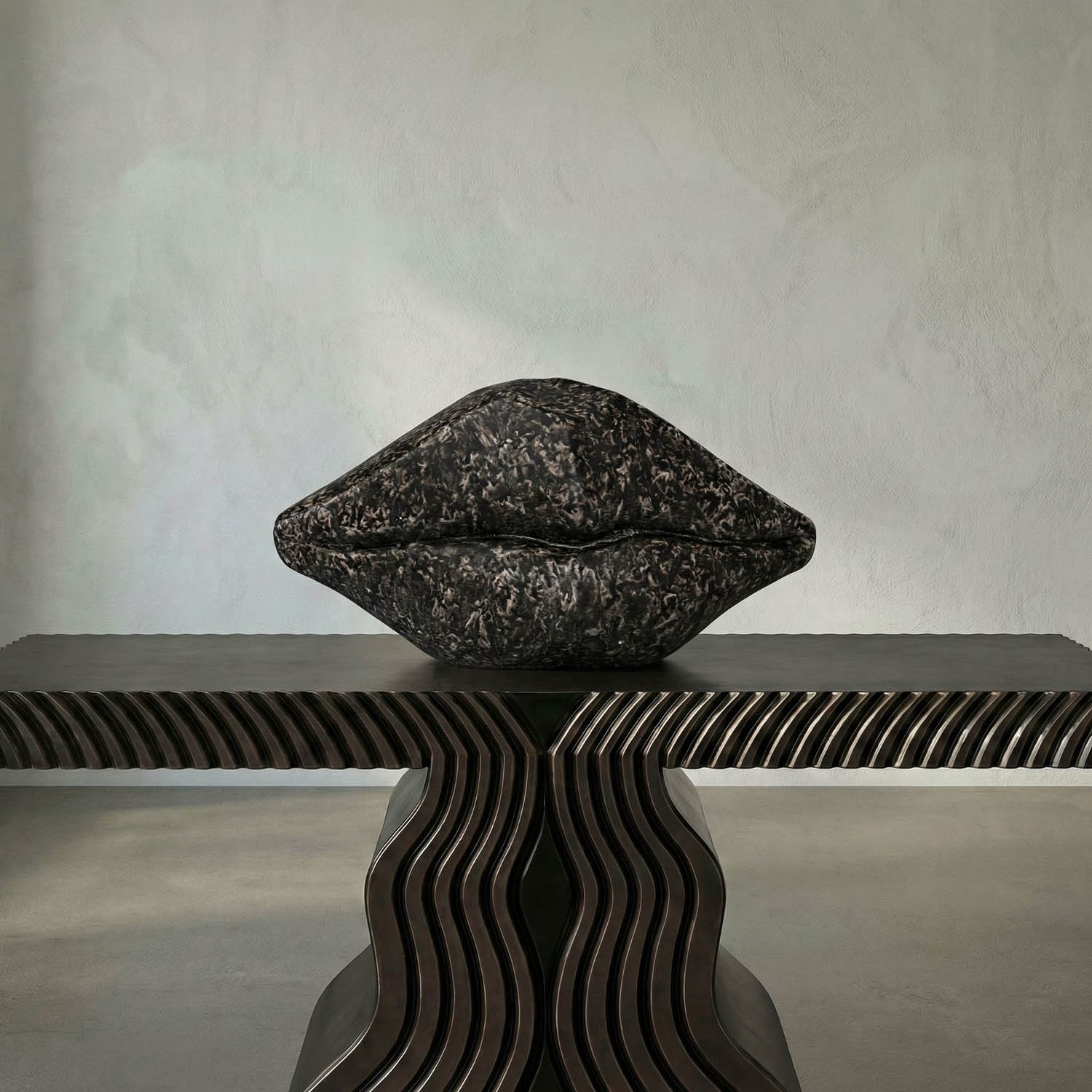 Lips, Black Fiber Cement