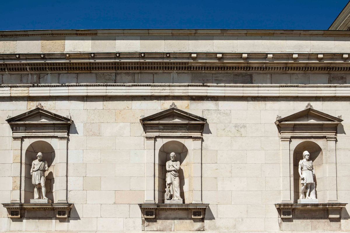 Photography: Three of Greeks