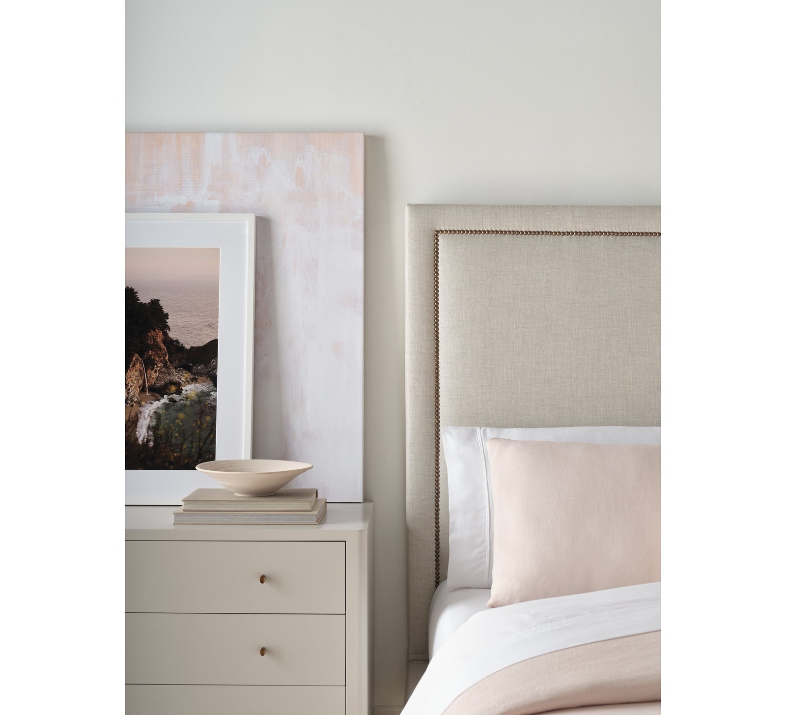 Kennedy Queen Bed
