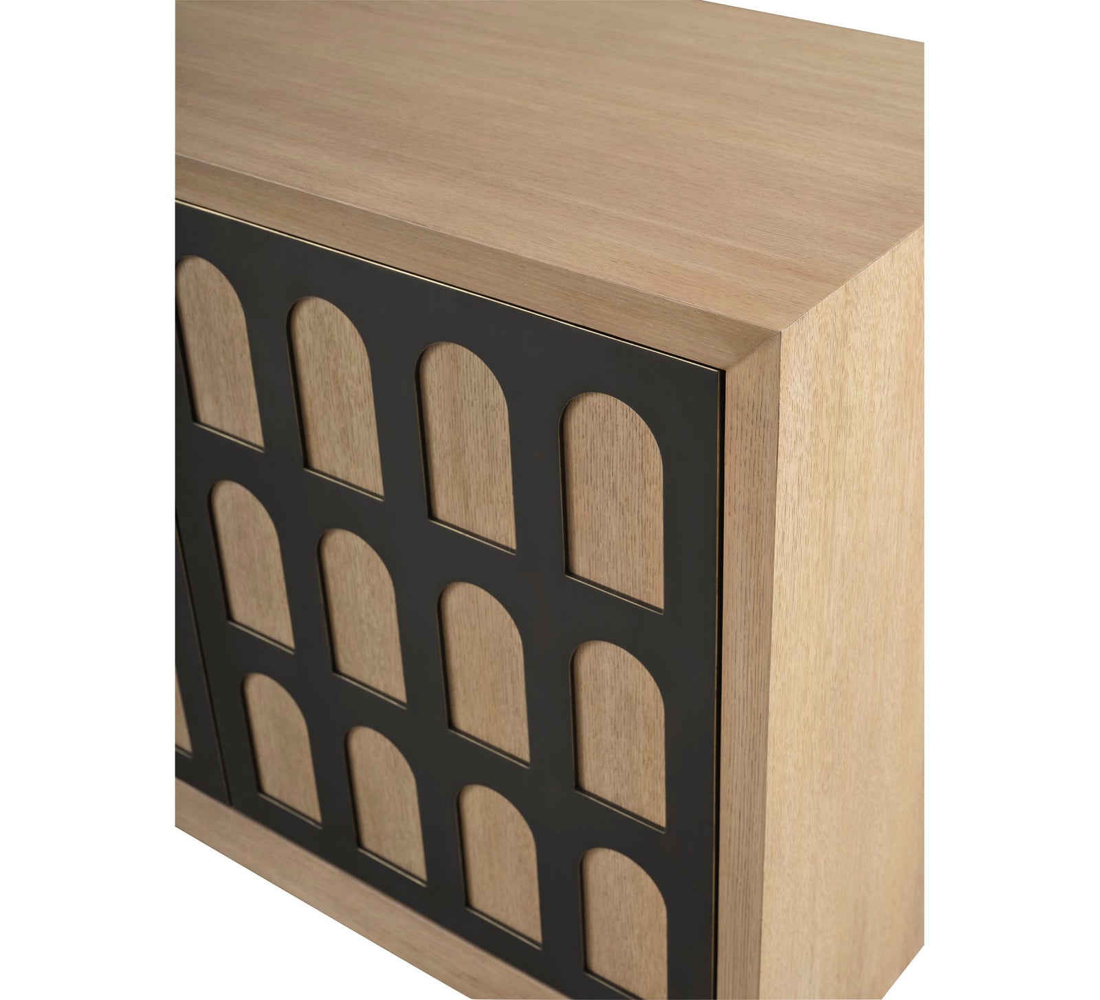 Magnus Credenza