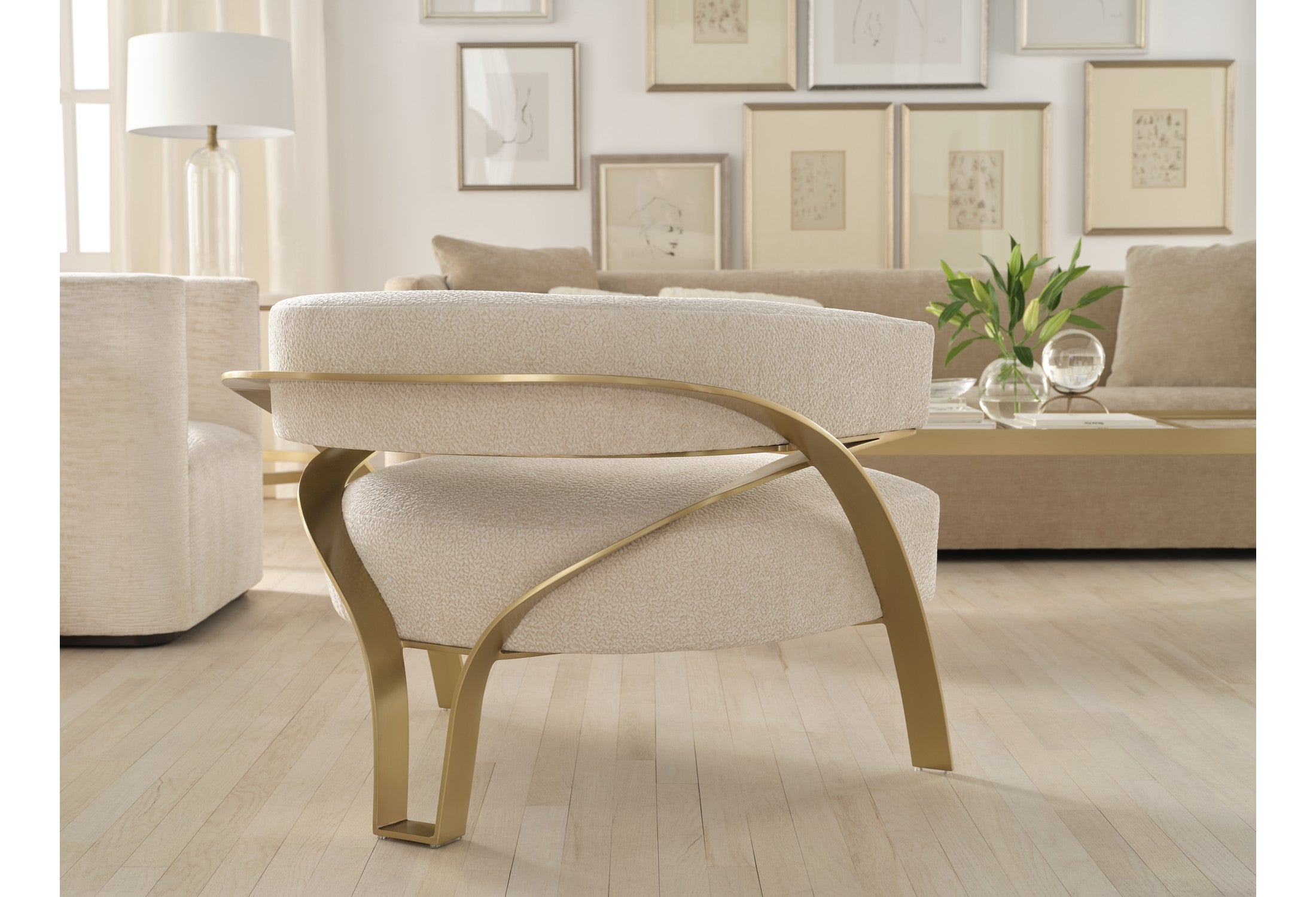 Collar Lounge Chair