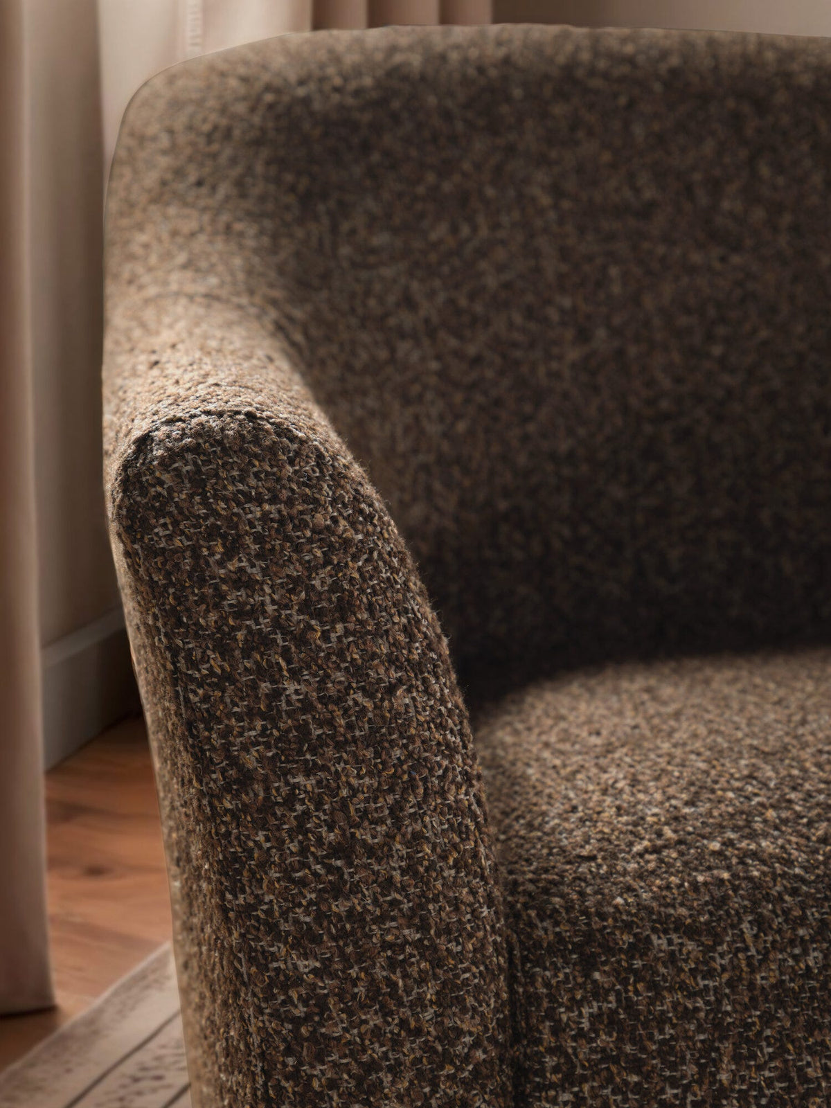 Everett Swivel Chair